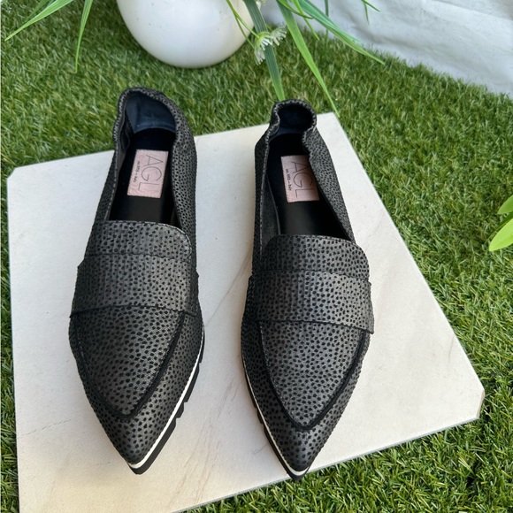 AGL🔴pointed toe flats black extra soft size 8.5 gently used - Picture 6 of 10
